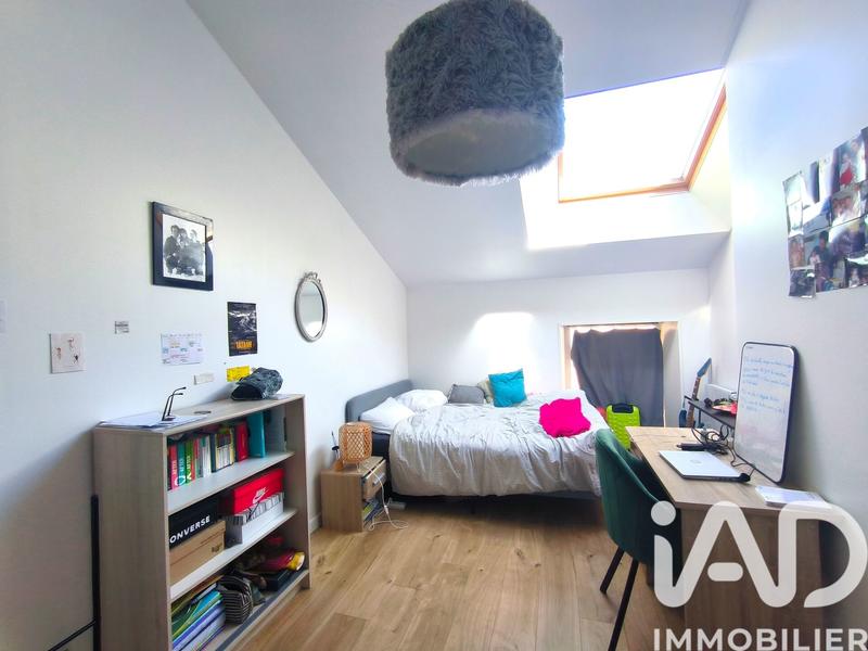 Maison - 98 m² - 5 pièces