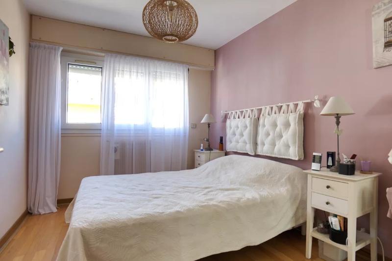 Appartement - 81 m² - 4 pièces