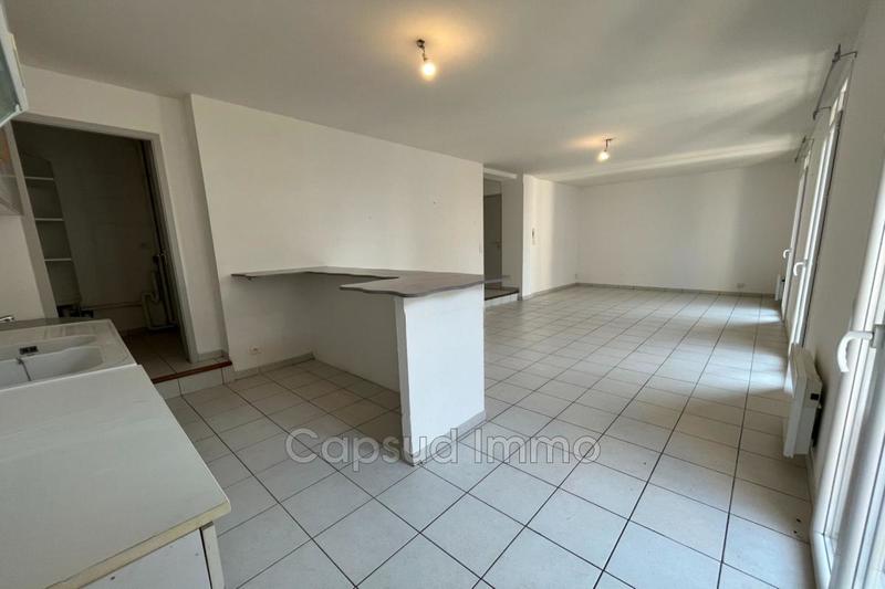 Immeuble - 240 m² - 9 pièces