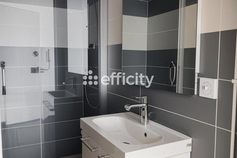 Appartement - 43 m² - 3 pièces