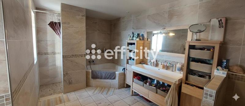 Longère - 169 m² - 6 pièces