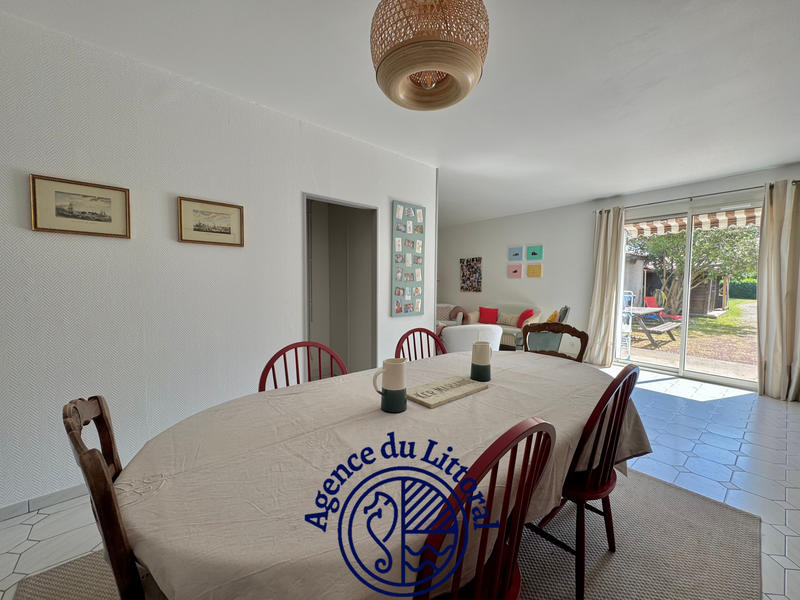 Maison - 210 m² - 8 pièces