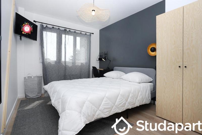 Chambre - 10 m² - 1 pièce