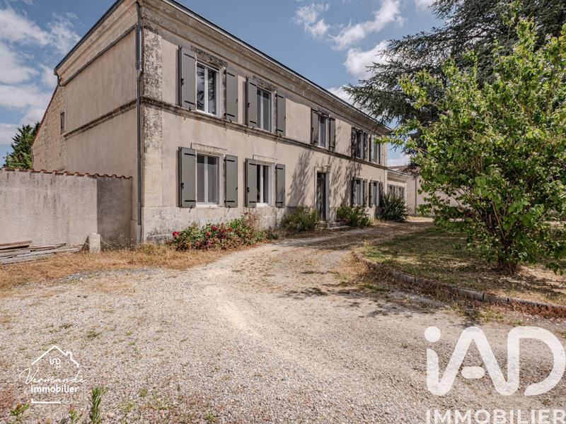 Maison - 225 m² - 6 pièces