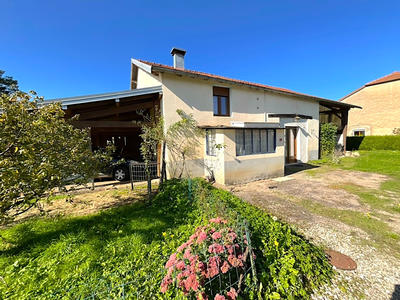 Maison - 90 m² - 4 pièces
