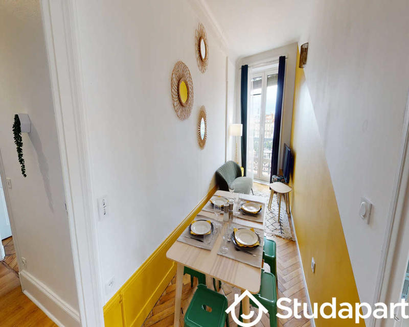 Chambre - 65 m² - 1 pièce