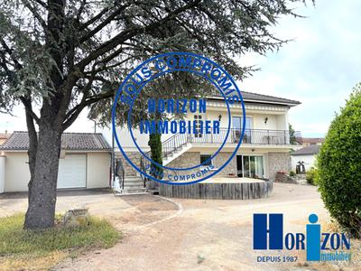 Maison - 120 m² - 7 pièces