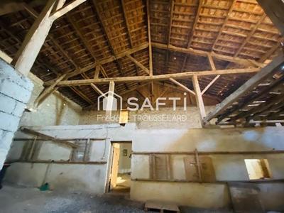 Maison - 88 m² - 5 pièces