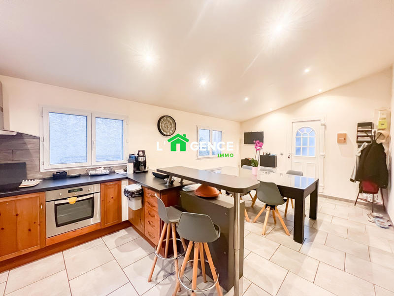 Maison - 83 m² - 4 pièces