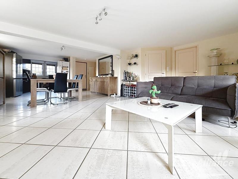 Appartement - 83 m² - 3 pièces