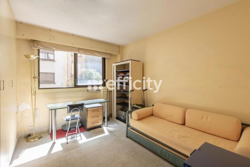 Appartement - 148 m² - 5 pièces