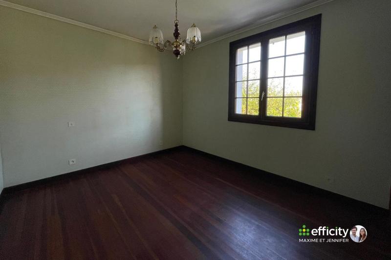 Villa - 155 m² - 8 pièces