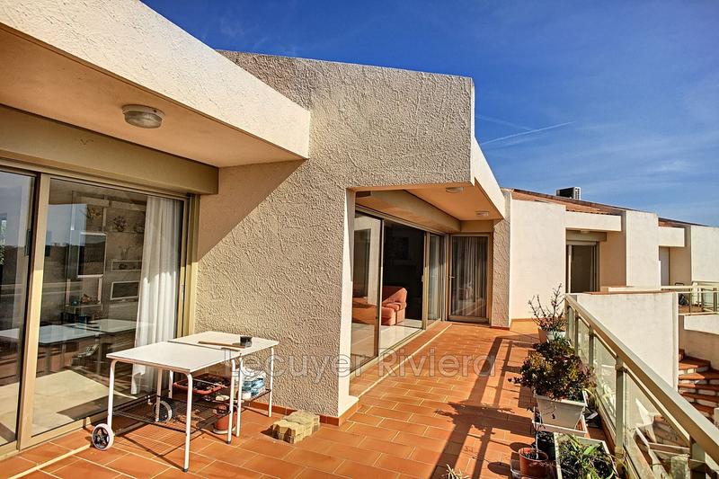 Maison contemporaine - 184 m² - 6 pièces