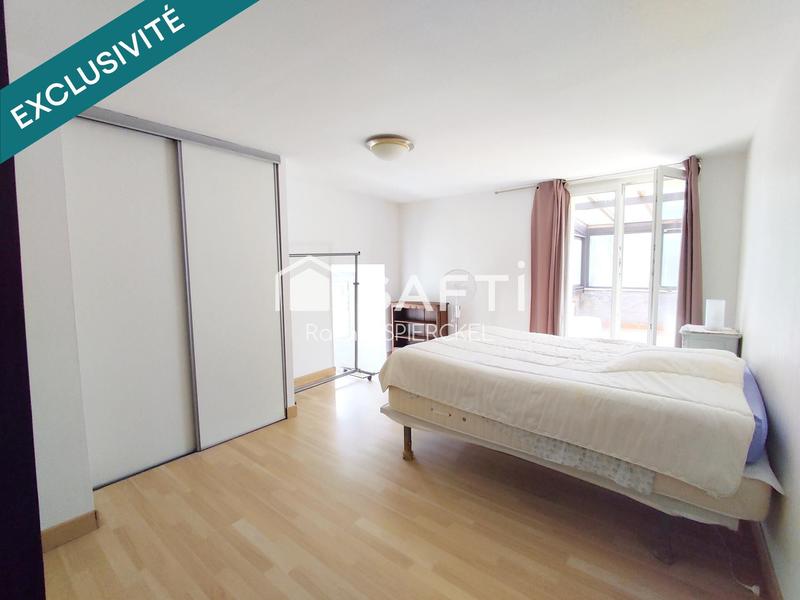 Maison - 182 m² - 7 pièces