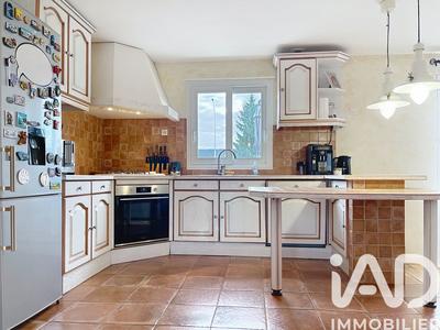 Maison - 148 m² - 6 pièces