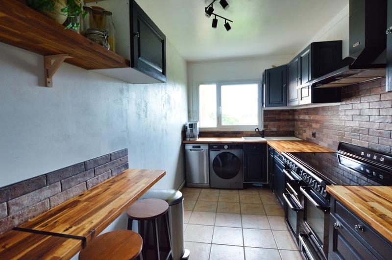 Appartement - 80 m² - 4 pièces