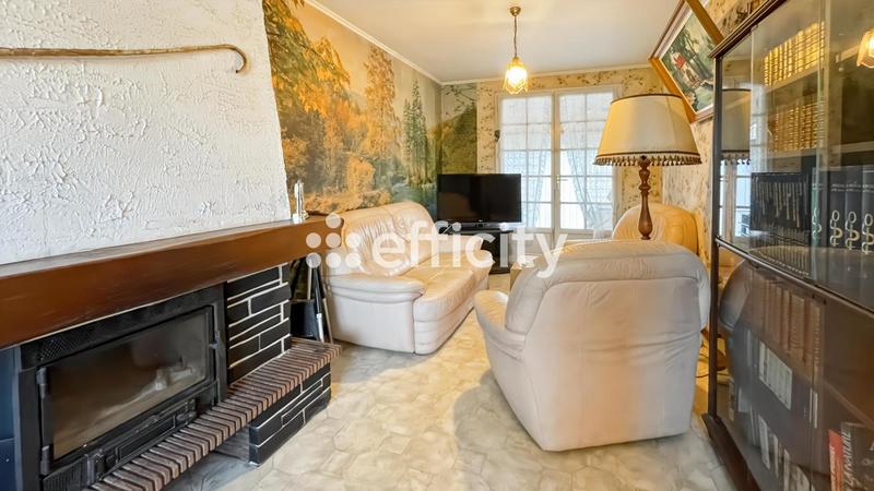 Maison - 90 m² - 4 pièces