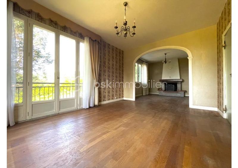 Maison traditionnelle - 120 m² - 5 pièces