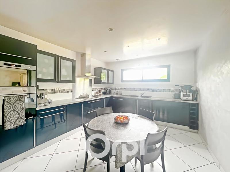 Maison - 147 m² - 5 pièces