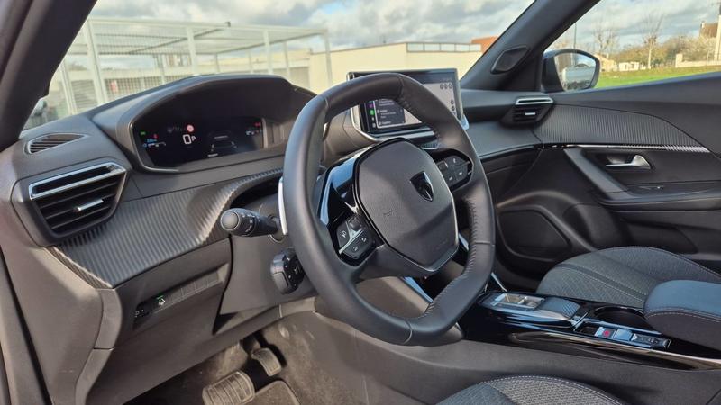 Peugeot 2008 1.2 Puretech 130 Eat8 Allure