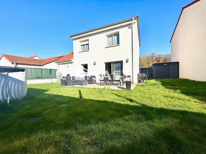 Maison - 104 m² - 6 pièces