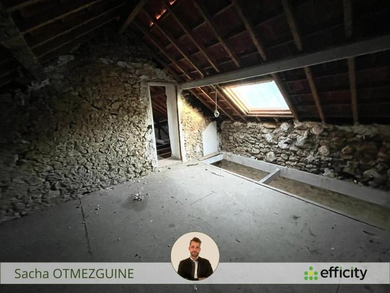 Maison - 160 m² - 8 pièces