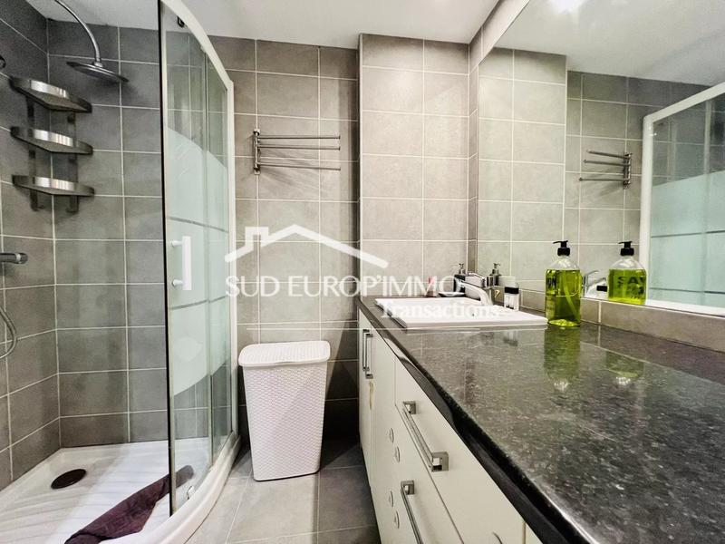 Appartement - 72 m² - 4 pièces