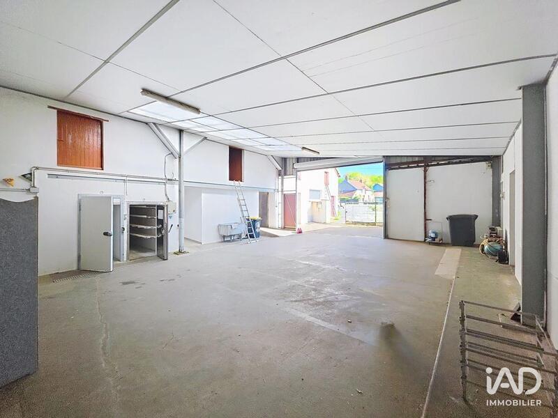 Local commercial - 400 m² - 4 pièces