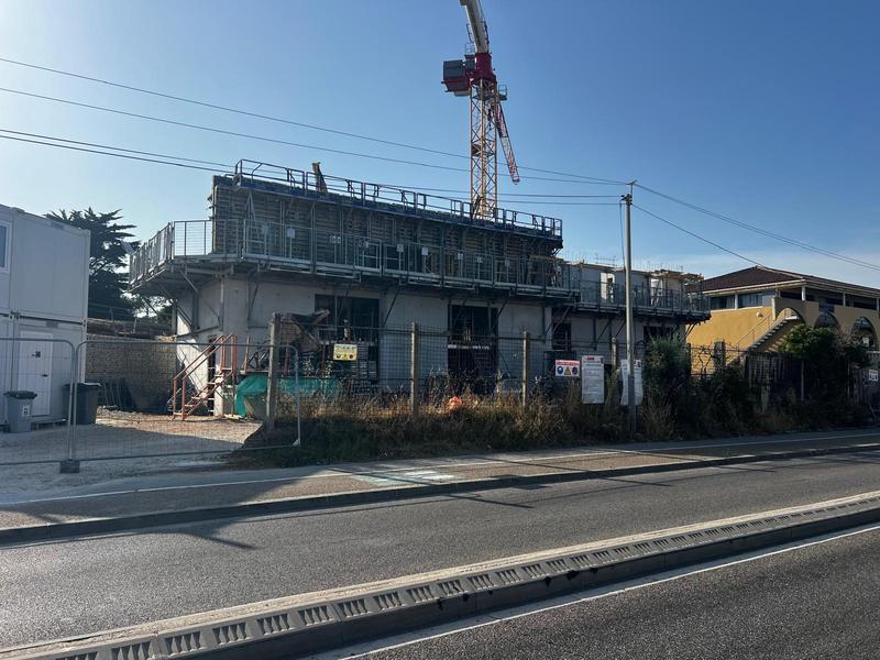 Local commercial - 112 m²