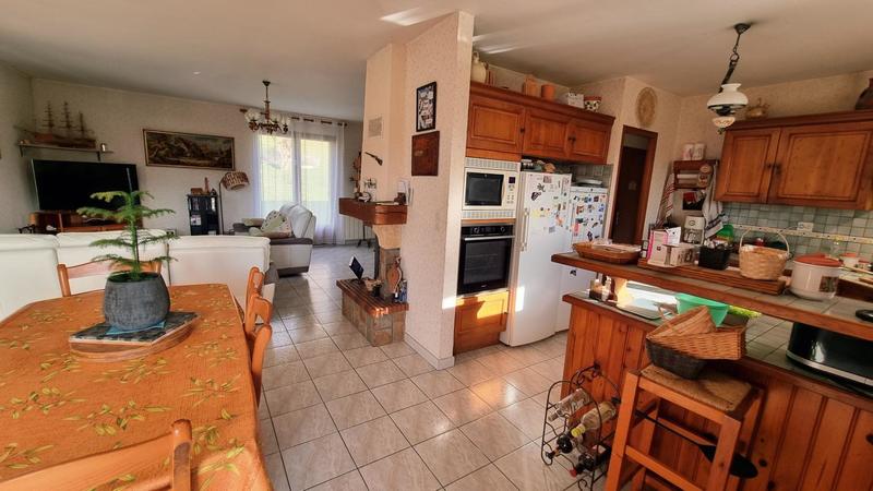 Maison - 146 m² - 5 pièces