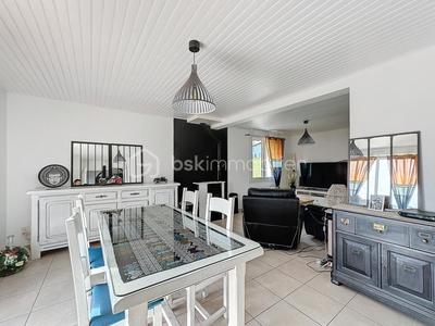 Maison de village - 101 m² - 6 pièces