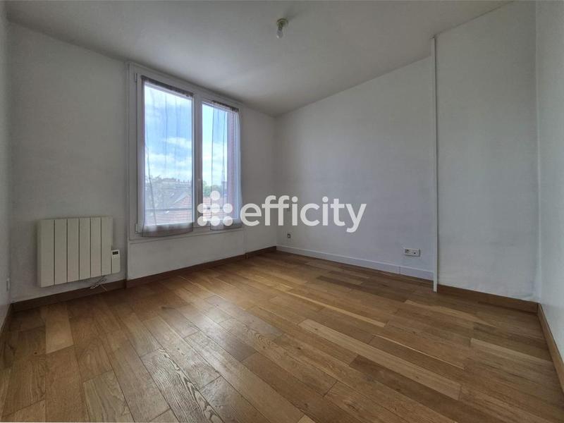 Maison - 86 m² - 5 pièces