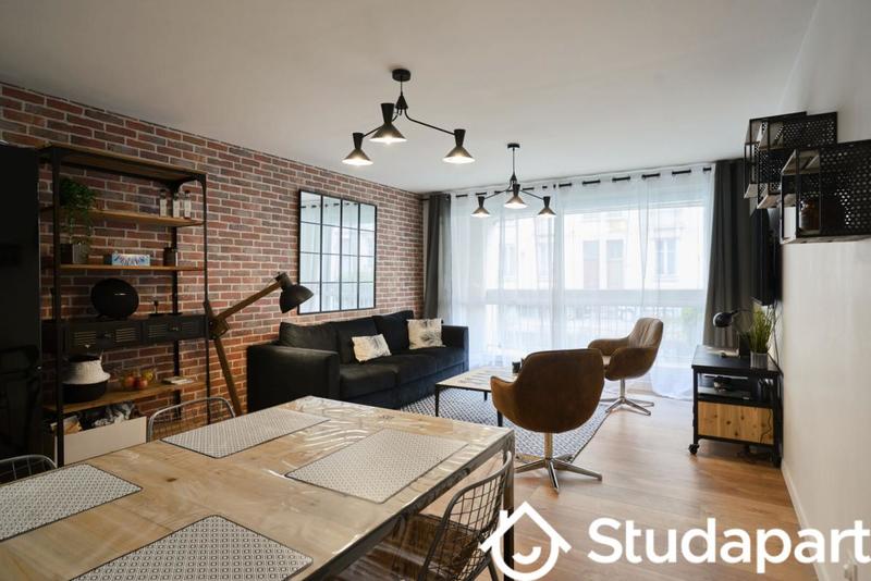 Chambre - 11 m² - 1 pièce