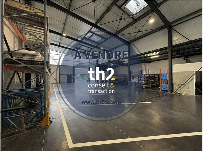 Local d'activités - 1 200 m²