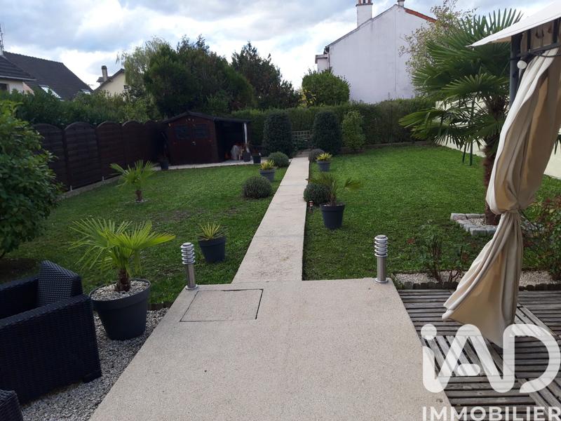 Maison - 92 m² - 5 pièces