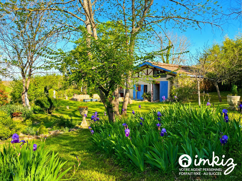 Maison - 285 m² - 7 pièces