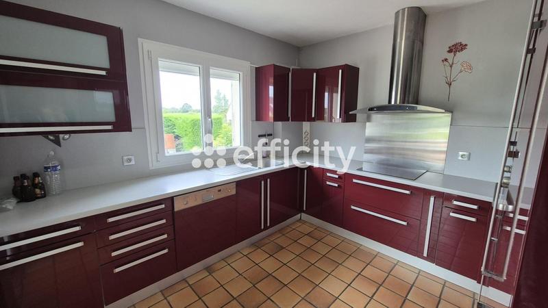 Maison - 200 m² - 8 pièces