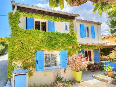 Maison - 95 m² - 5 pièces