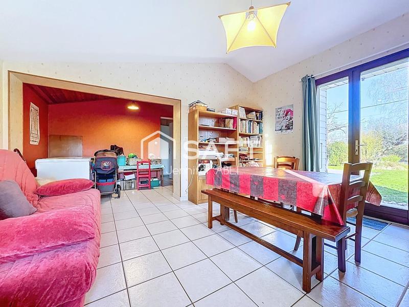 Maison - 165 m² - 8 pièces