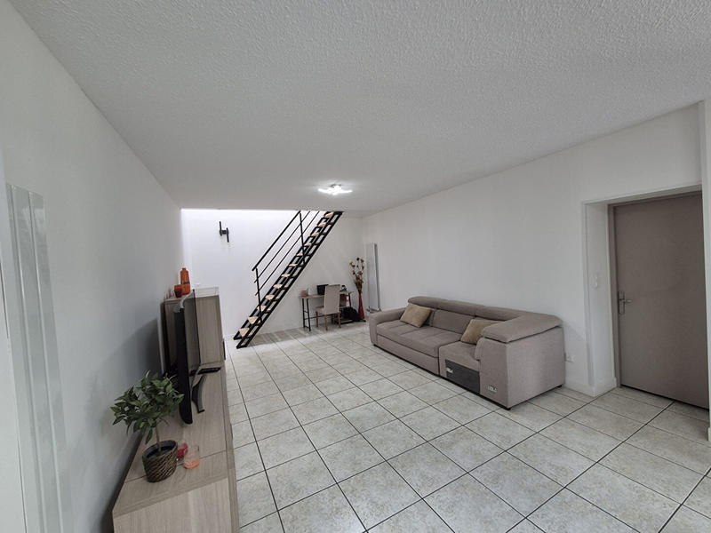 Maison - 196 m² - 4 pièces