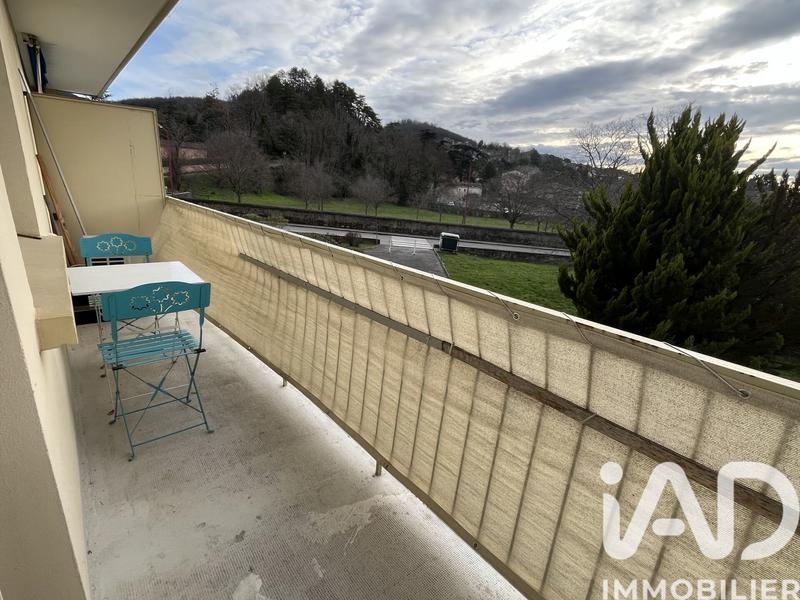 Appartement - 75 m² - 4 pièces