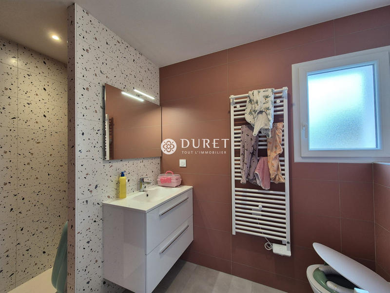 Maison contemporaine - 90 m² - 4 pièces