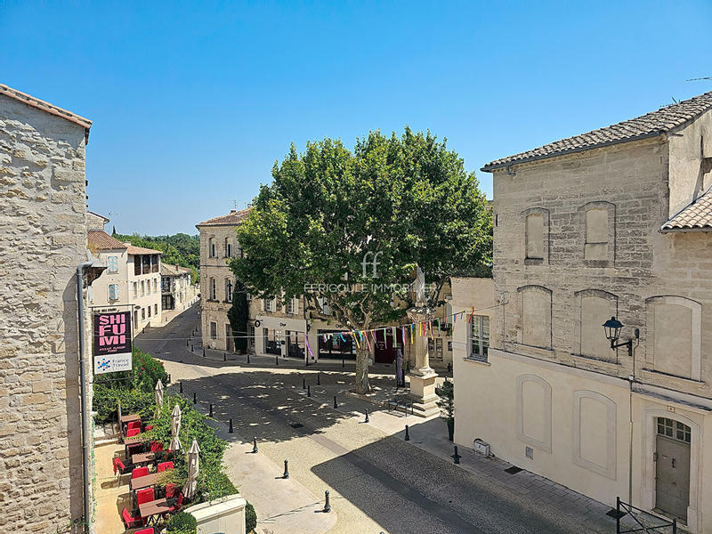 Appartement - 72 m² - 2 pièces