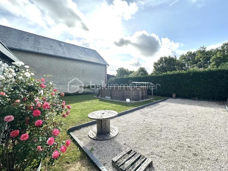 Maison - 201 m² - 6 pièces