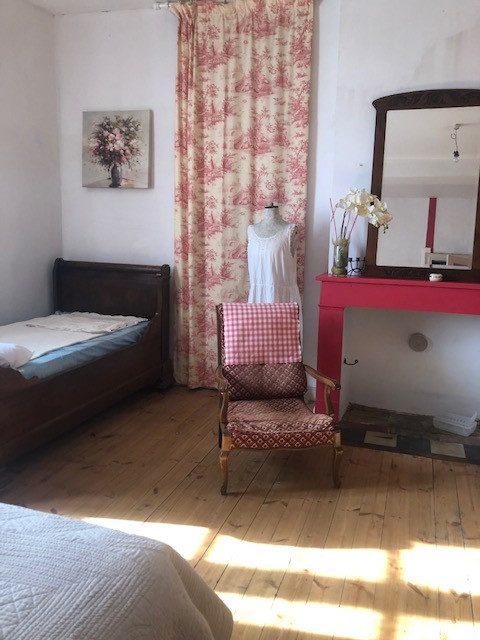 Maison traditionnelle - 165 m² - 6 pièces