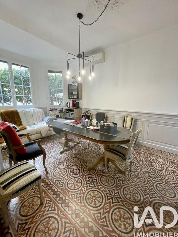 Maison - 195 m² - 5 pièces