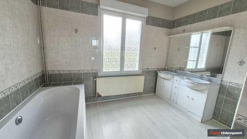 Maison - 110 m² - 5 pièces