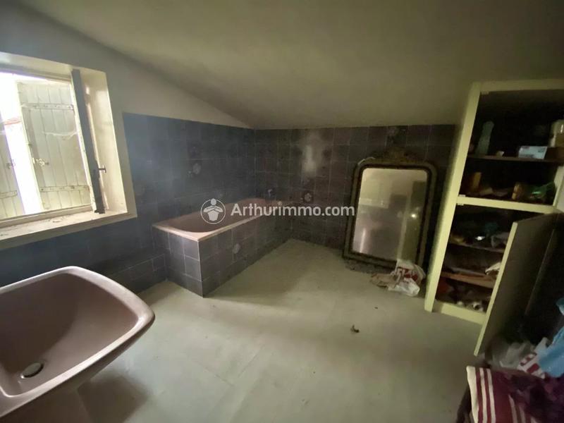 Maison - 184 m² - 7 pièces