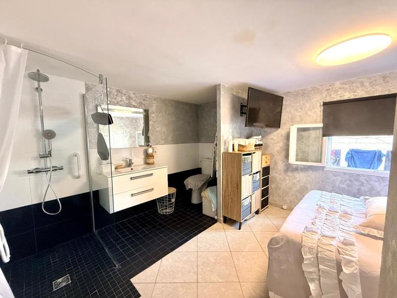 Maison - 200 m² - 5 pièces