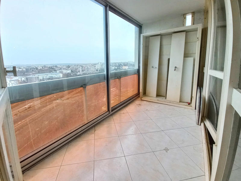 Appartement - 90 m² - 4 pièces